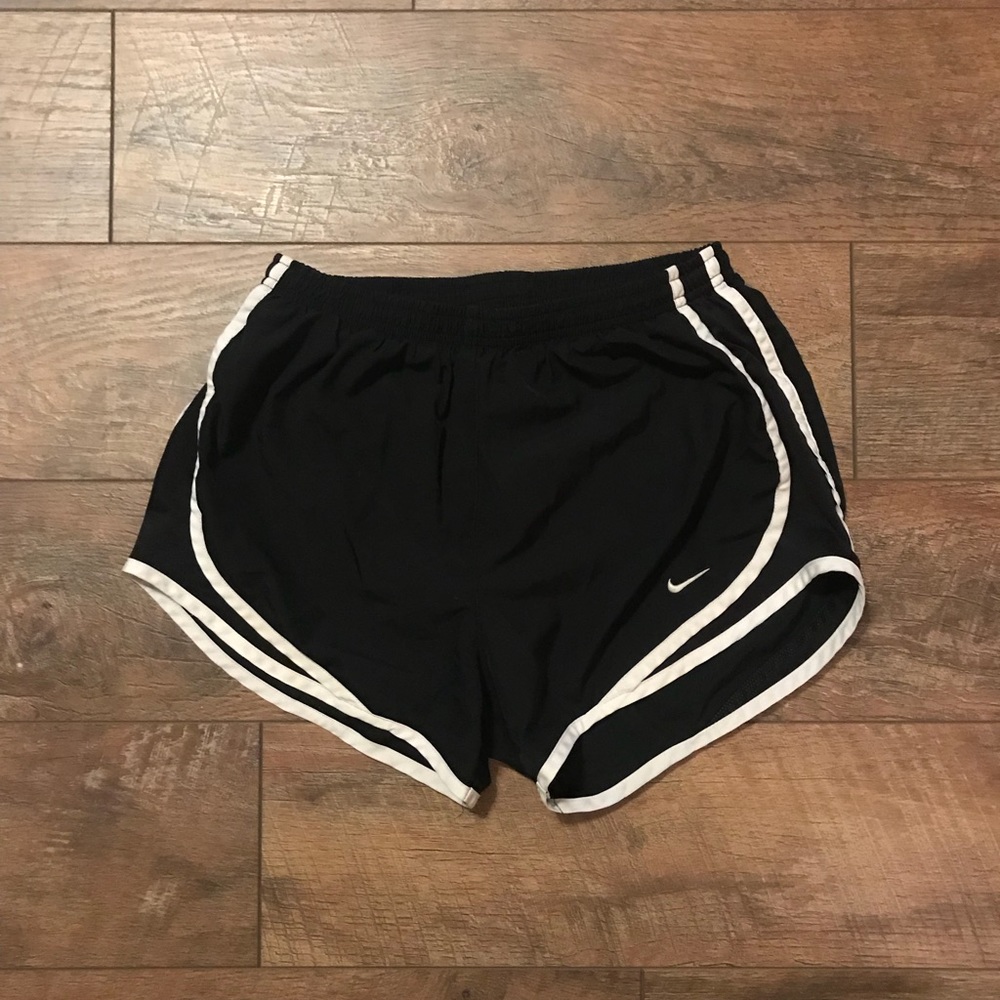 Nike Dry Tempo Shorts